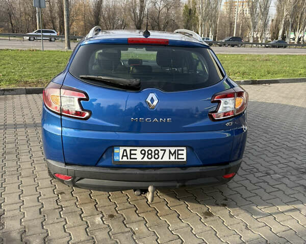 Синий Рено Меган, объемом двигателя 1.5 л и пробегом 285 тыс. км за 6800 $, фото 3 на Automoto.ua