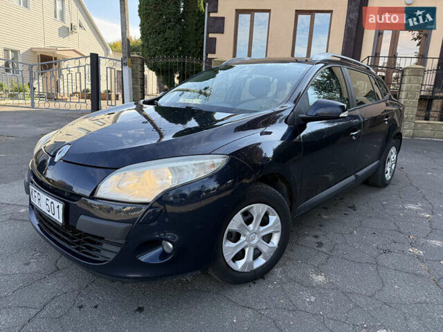 Синий Рено Меган, объемом двигателя 1.6 л и пробегом 190 тыс. км за 7450 $, фото 4 на Automoto.ua