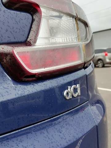 Синій Рено Меган, об'ємом двигуна 1.46 л та пробігом 303 тис. км за 5000 $, фото 44 на Automoto.ua