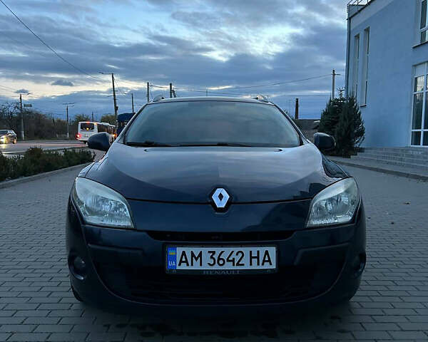Синий Рено Меган, объемом двигателя 1.46 л и пробегом 278 тыс. км за 6900 $, фото 1 на Automoto.ua