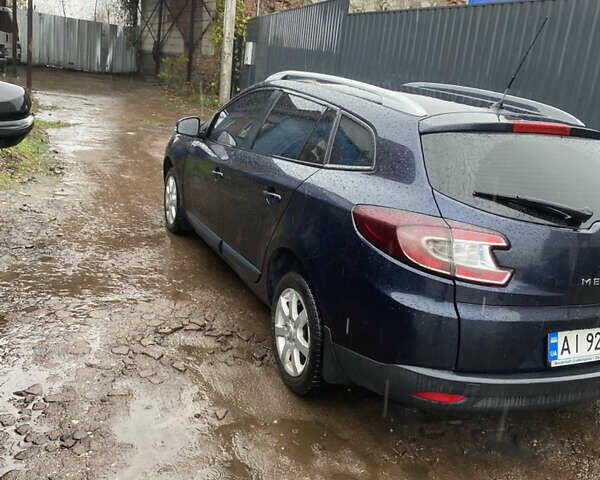 Синий Рено Меган, объемом двигателя 1.46 л и пробегом 251 тыс. км за 5999 $, фото 7 на Automoto.ua