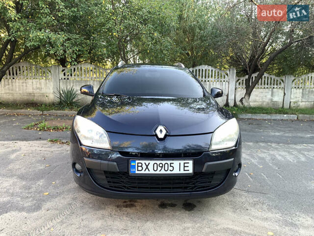 Синій Рено Меган, об'ємом двигуна 1.46 л та пробігом 260 тис. км за 7599 $, фото 1 на Automoto.ua