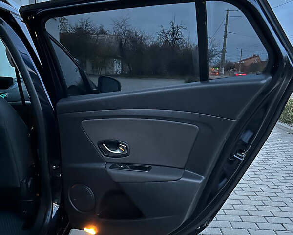 Синий Рено Меган, объемом двигателя 1.46 л и пробегом 278 тыс. км за 6900 $, фото 7 на Automoto.ua