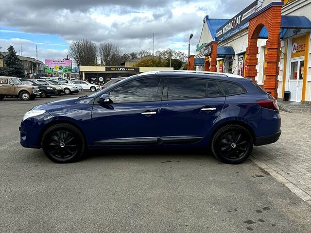 Синий Рено Меган, объемом двигателя 1.5 л и пробегом 215 тыс. км за 6500 $, фото 3 на Automoto.ua