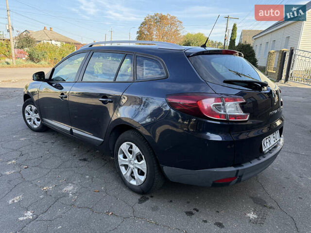Синий Рено Меган, объемом двигателя 1.6 л и пробегом 190 тыс. км за 7450 $, фото 6 на Automoto.ua