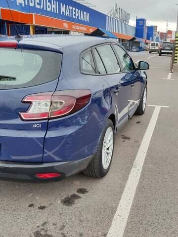 Синій Рено Меган, об'ємом двигуна 1.46 л та пробігом 303 тис. км за 5000 $, фото 9 на Automoto.ua