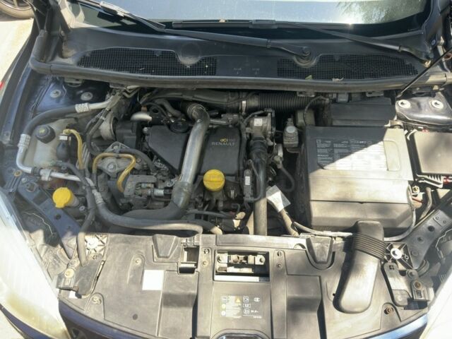 Синий Рено Меган, объемом двигателя 1.5 л и пробегом 244 тыс. км за 6900 $, фото 17 на Automoto.ua