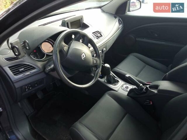 Синій Рено Меган, об'ємом двигуна 1.46 л та пробігом 228 тис. км за 6999 $, фото 10 на Automoto.ua