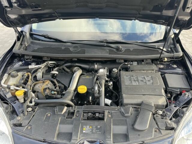 Синий Рено Меган, объемом двигателя 1.5 л и пробегом 260 тыс. км за 6900 $, фото 5 на Automoto.ua