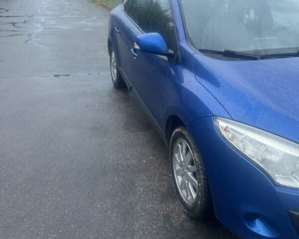 Синій Рено Меган, об'ємом двигуна 1.6 л та пробігом 194 тис. км за 6700 $, фото 2 на Automoto.ua