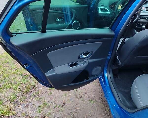 Синий Рено Меган, объемом двигателя 1.6 л и пробегом 201 тыс. км за 6499 $, фото 16 на Automoto.ua