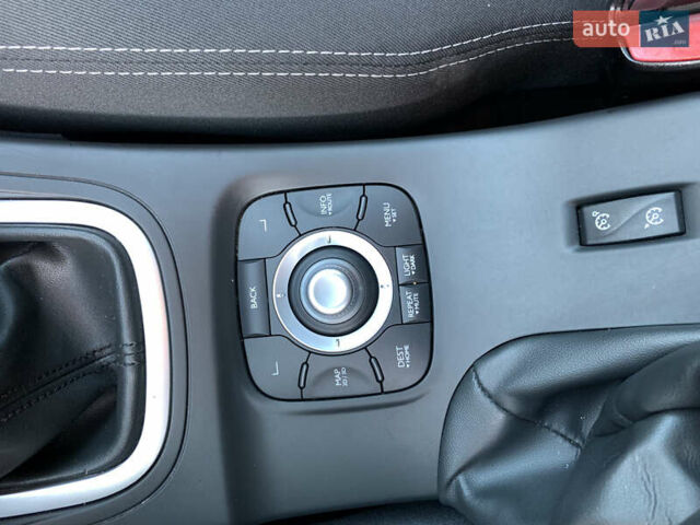 Синій Рено Меган, об'ємом двигуна 1.46 л та пробігом 260 тис. км за 7599 $, фото 18 на Automoto.ua