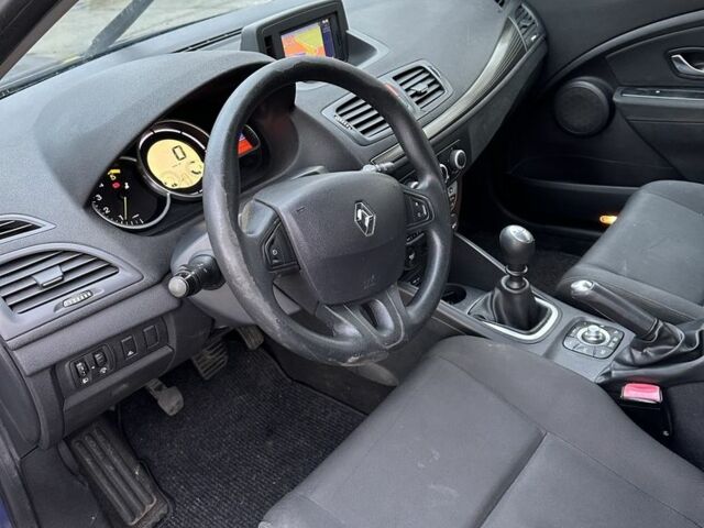 Синій Рено Меган, об'ємом двигуна 1.5 л та пробігом 270 тис. км за 3800 $, фото 7 на Automoto.ua