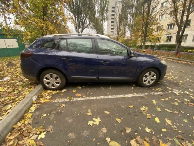 Синий Рено Меган, объемом двигателя 1.5 л и пробегом 300 тыс. км за 5999 $, фото 3 на Automoto.ua
