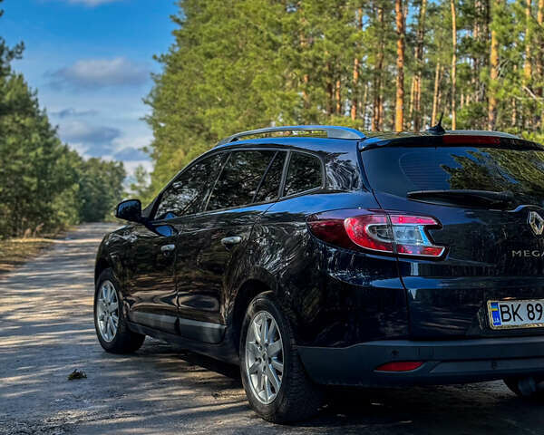 Синий Рено Меган, объемом двигателя 1.4 л и пробегом 214 тыс. км за 5200 $, фото 5 на Automoto.ua