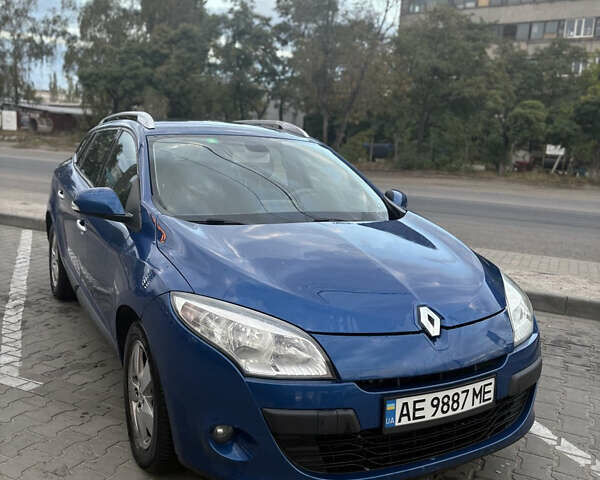 Синий Рено Меган, объемом двигателя 1.46 л и пробегом 285 тыс. км за 7500 $, фото 3 на Automoto.ua