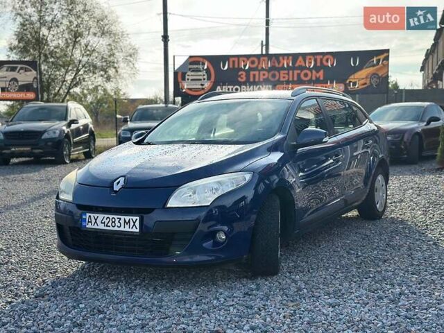 Синій Рено Меган, об'ємом двигуна 1.6 л та пробігом 176 тис. км за 6800 $, фото 1 на Automoto.ua