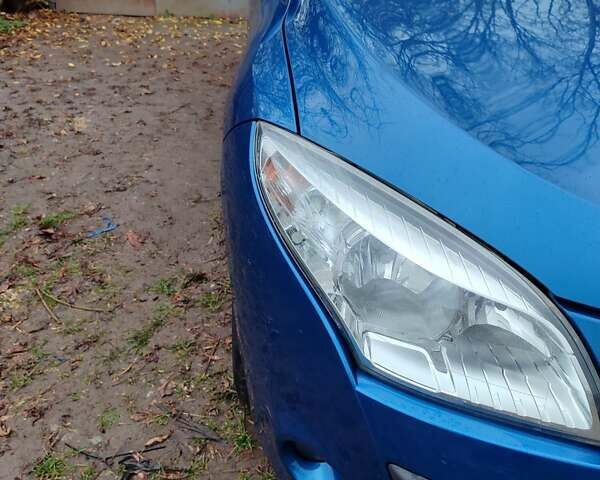 Синий Рено Меган, объемом двигателя 1.6 л и пробегом 201 тыс. км за 6499 $, фото 3 на Automoto.ua