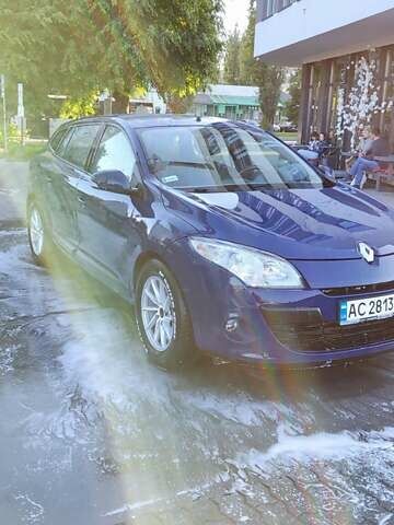 Синій Рено Меган, об'ємом двигуна 1.46 л та пробігом 303 тис. км за 5000 $, фото 2 на Automoto.ua