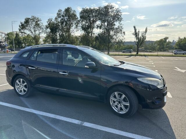 Синий Рено Меган, объемом двигателя 1.5 л и пробегом 244 тыс. км за 6900 $, фото 3 на Automoto.ua