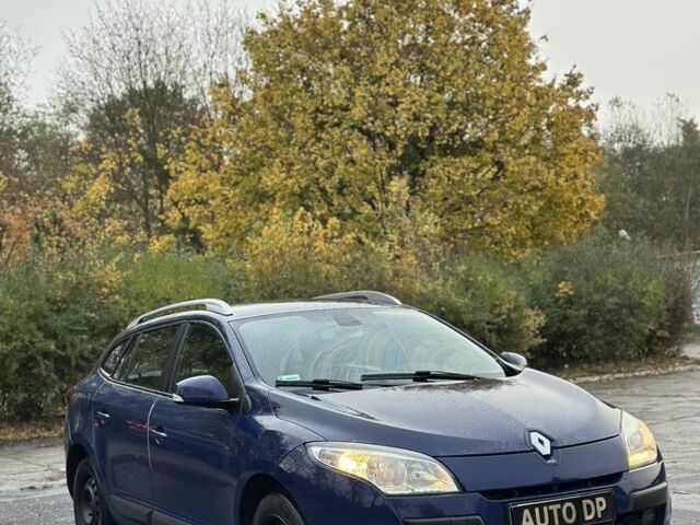Синій Рено Меган, об'ємом двигуна 1.5 л та пробігом 270 тис. км за 3800 $, фото 1 на Automoto.ua