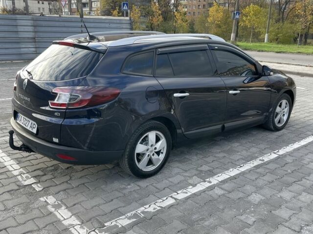 Синий Рено Меган, объемом двигателя 1.5 л и пробегом 260 тыс. км за 6900 $, фото 3 на Automoto.ua