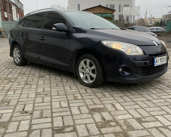 Синий Рено Меган, объемом двигателя 1.46 л и пробегом 251 тыс. км за 5999 $, фото 1 на Automoto.ua