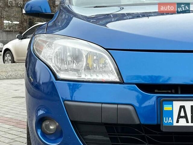 Синий Рено Меган, объемом двигателя 1.46 л и пробегом 310 тыс. км за 7700 $, фото 6 на Automoto.ua