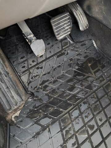 Синій Рено Меган, об'ємом двигуна 1.46 л та пробігом 303 тис. км за 5000 $, фото 20 на Automoto.ua