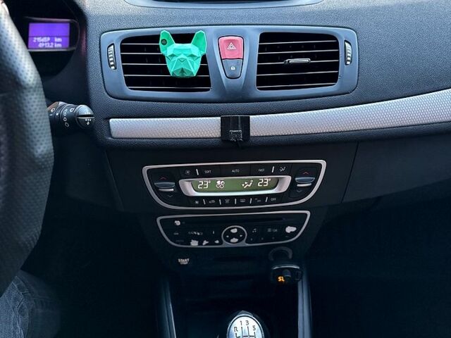 Синій Рено Меган, об'ємом двигуна 1.5 л та пробігом 215 тис. км за 6500 $, фото 11 на Automoto.ua