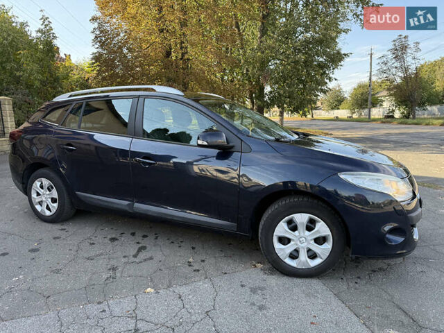 Синий Рено Меган, объемом двигателя 1.6 л и пробегом 190 тыс. км за 7450 $, фото 9 на Automoto.ua