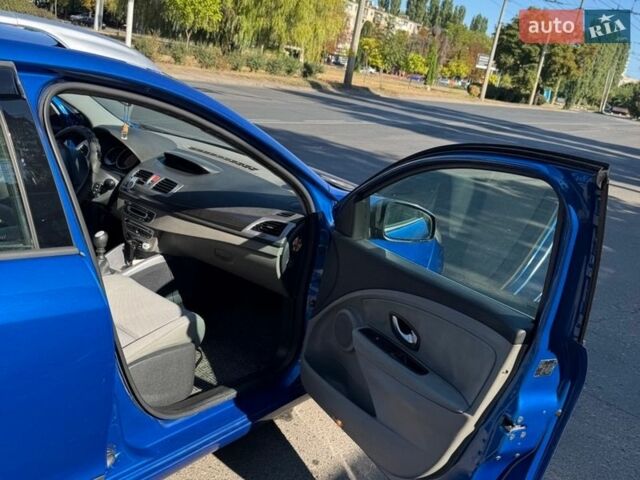 Синій Рено Меган, об'ємом двигуна 1.46 л та пробігом 350 тис. км за 6300 $, фото 25 на Automoto.ua