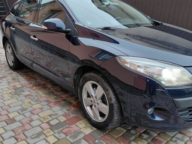 Синій Рено Меган, об'ємом двигуна 1.6 л та пробігом 257 тис. км за 6800 $, фото 6 на Automoto.ua