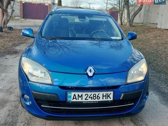 Синий Рено Меган, объемом двигателя 1.6 л и пробегом 177 тыс. км за 7500 $, фото 28 на Automoto.ua