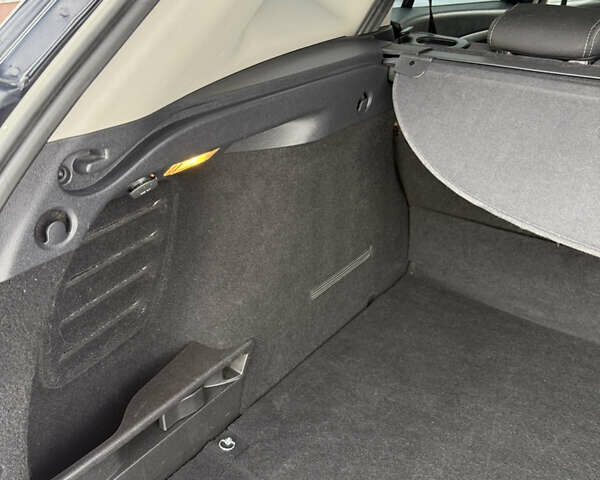 Синий Рено Меган, объемом двигателя 1.5 л и пробегом 260 тыс. км за 7399 $, фото 110 на Automoto.ua