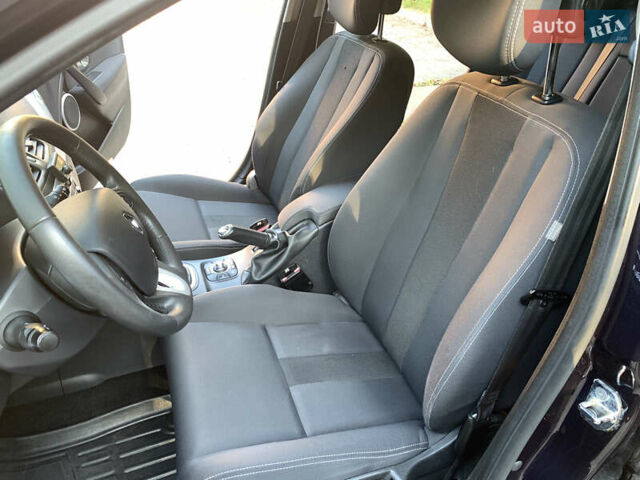 Синій Рено Меган, об'ємом двигуна 1.46 л та пробігом 260 тис. км за 7599 $, фото 16 на Automoto.ua