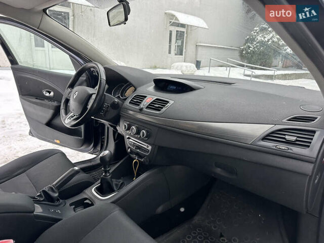 Синий Рено Меган, объемом двигателя 1.6 л и пробегом 194 тыс. км за 6399 $, фото 34 на Automoto.ua