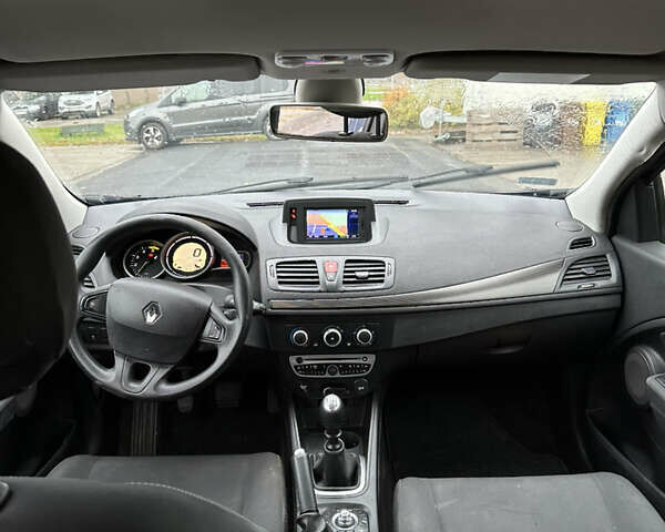 Синий Рено Меган, объемом двигателя 1.5 л и пробегом 270 тыс. км за 3899 $, фото 8 на Automoto.ua