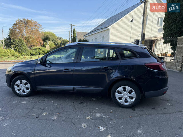 Синий Рено Меган, объемом двигателя 1.6 л и пробегом 190 тыс. км за 7450 $, фото 5 на Automoto.ua