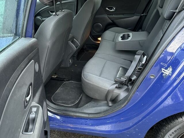 Синий Рено Меган, объемом двигателя 1.5 л и пробегом 270 тыс. км за 3799 $, фото 8 на Automoto.ua