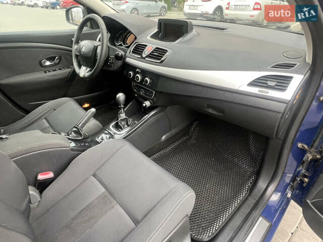 Синий Рено Меган, объемом двигателя 1.46 л и пробегом 286 тыс. км за 5600 $, фото 20 на Automoto.ua