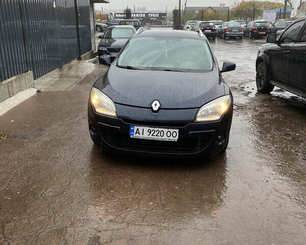 Синий Рено Меган, объемом двигателя 1.46 л и пробегом 251 тыс. км за 5999 $, фото 10 на Automoto.ua