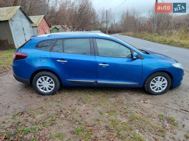 Синий Рено Меган, объемом двигателя 1.6 л и пробегом 201 тыс. км за 6499 $, фото 7 на Automoto.ua