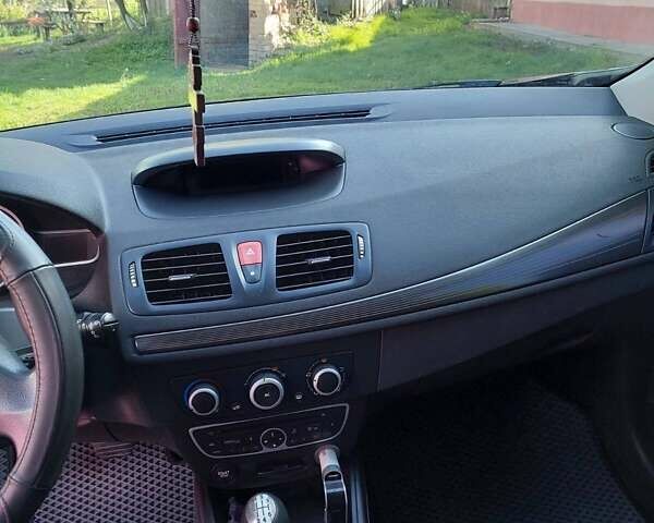 Синій Рено Меган, об'ємом двигуна 1.46 л та пробігом 357 тис. км за 6000 $, фото 8 на Automoto.ua