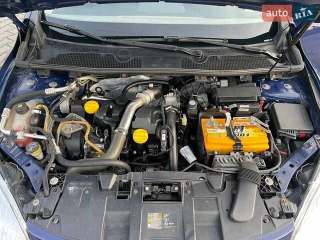 Синий Рено Меган, объемом двигателя 1.46 л и пробегом 308 тыс. км за 6199 $, фото 23 на Automoto.ua