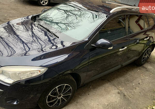 Синий Рено Меган, объемом двигателя 1.46 л и пробегом 356 тыс. км за 6200 $, фото 3 на Automoto.ua