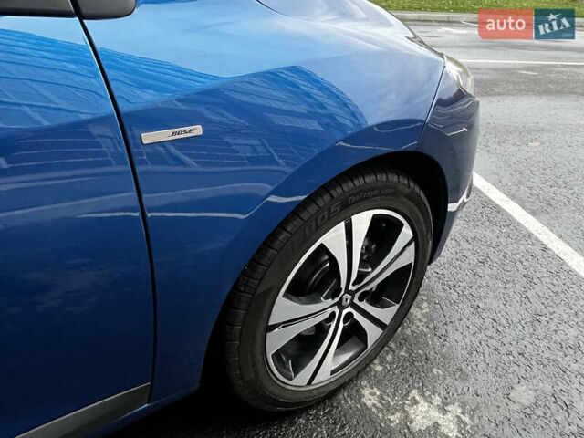 Синий Рено Меган, объемом двигателя 1.4 л и пробегом 238 тыс. км за 6999 $, фото 23 на Automoto.ua