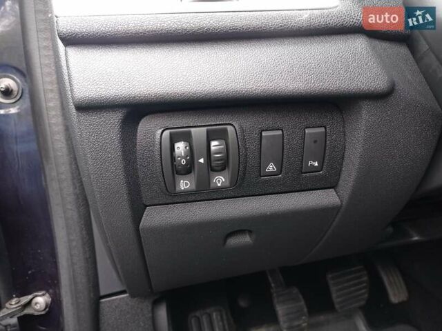 Синий Рено Меган, объемом двигателя 1.5 л и пробегом 247 тыс. км за 6950 $, фото 19 на Automoto.ua