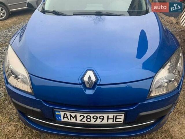 Синий Рено Меган, объемом двигателя 1.5 л и пробегом 290 тыс. км за 8850 $, фото 10 на Automoto.ua