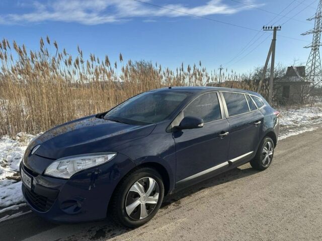 Синий Рено Меган, объемом двигателя 1.5 л и пробегом 260 тыс. км за 6600 $, фото 3 на Automoto.ua